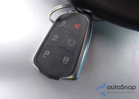 2016 Cadillac Escalade Platinum z USA, uszkodzony, nr VIN 1GYS4DKJ2GR138066